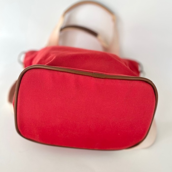 Liz Claiborne LIZ Vintage Small Bucket Crossbody Bag - Picture 5 of 7